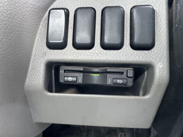 三菱ふそうキャンターダンプ小型（2t・3t）[写真22]