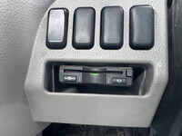 三菱ふそうキャンターダンプ小型（2t・3t）[写真23]