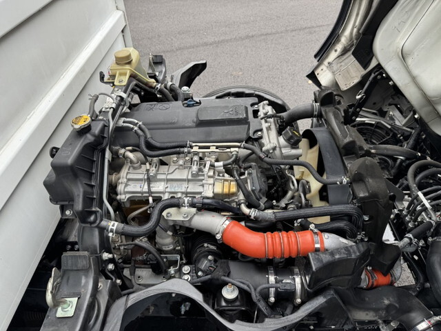 三菱ふそうキャンターダンプ小型（2t・3t）[写真36]