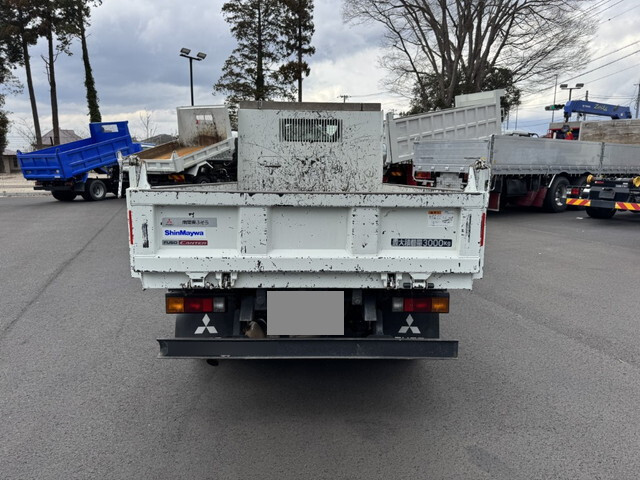 三菱ふそうキャンターダンプ小型（2t・3t）[写真06]