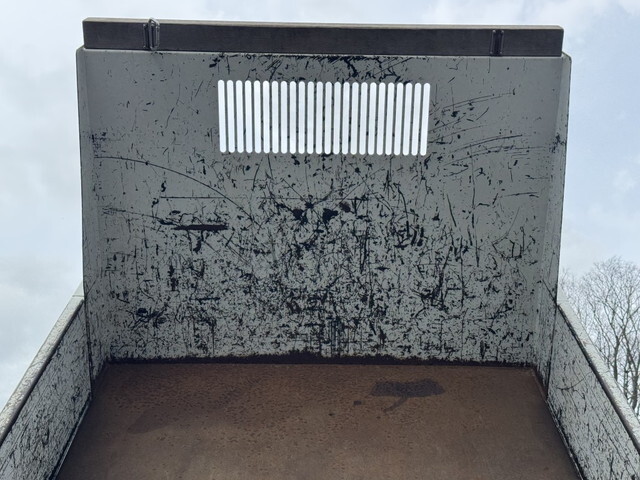 三菱ふそうキャンターダンプ小型（2t・3t）[写真09]