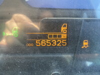 UDトラックスクオントレーラーヘッド（トラクターヘッド）大型（10t）[写真20]