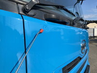 UDトラックスクオントレーラーヘッド（トラクターヘッド）大型（10t）[写真31]