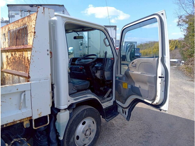 いすゞエルフダンプ小型（2t・3t）[写真11]