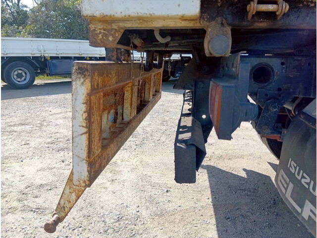 いすゞエルフダンプ小型（2t・3t）[写真26]