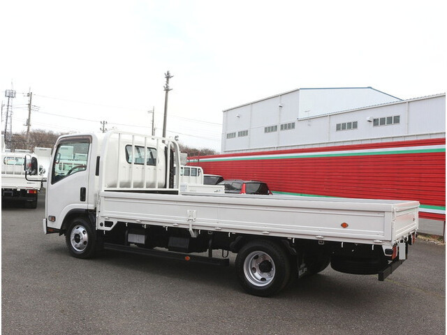 いすゞエルフ平ボディ小型（2t・3t）[写真02]