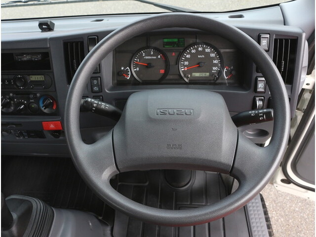 いすゞエルフ平ボディ小型（2t・3t）[写真20]