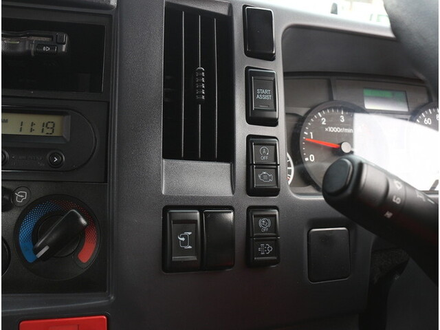 いすゞエルフ平ボディ小型（2t・3t）[写真25]