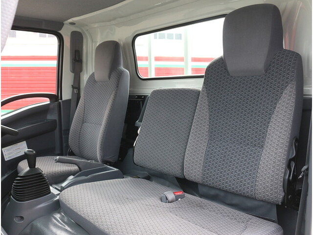 いすゞエルフ平ボディ小型（2t・3t）[写真30]