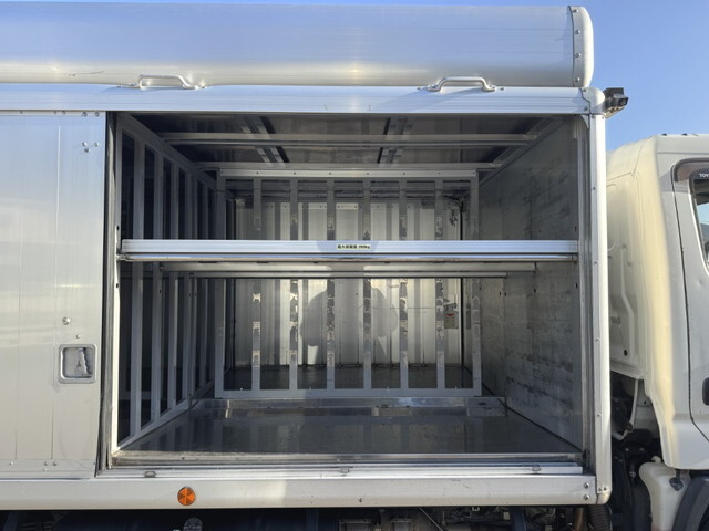 トヨタトヨエースボトルバン小型（2t・3t）[写真16]