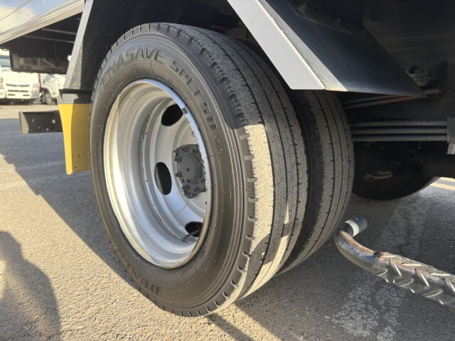 トヨタトヨエースボトルバン小型（2t・3t）[写真20]