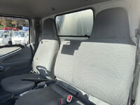 トヨタトヨエースボトルバン小型（2t・3t）[写真07]