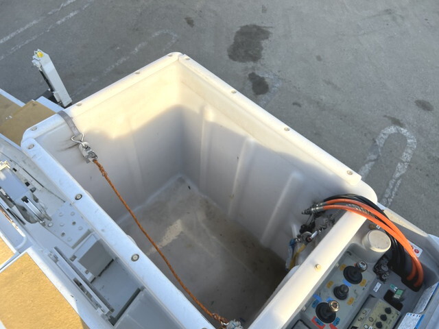 日野デュトロ高所作業車小型（2t・3t）[写真13]