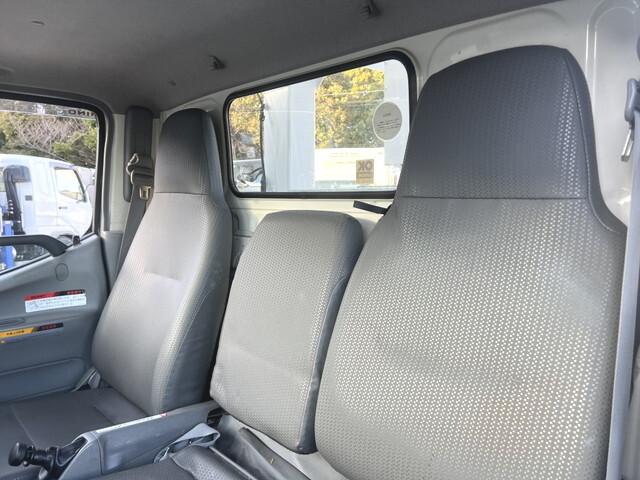 日野デュトロ高所作業車小型（2t・3t）[写真07]