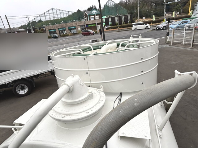 日野デュトロバキュームカー小型（2t・3t）[写真08]