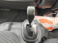 いすゞエルフダブルキャブ（Wキャブ）小型（2t・3t）[写真27]