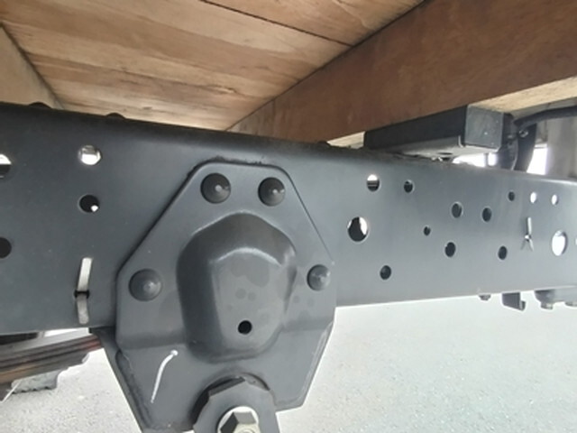 いすゞエルフダブルキャブ（Wキャブ）小型（2t・3t）[写真09]