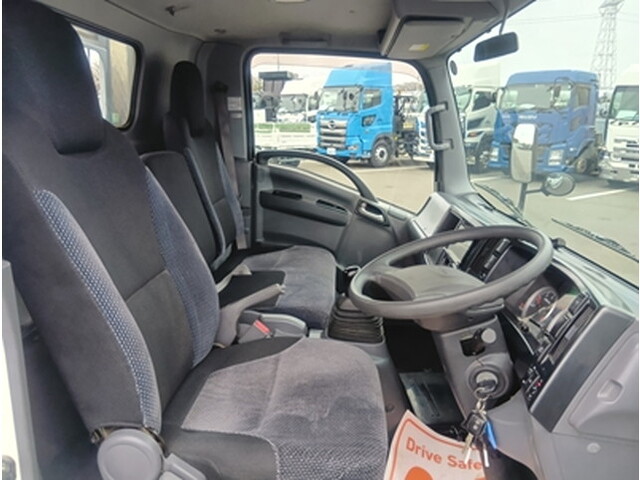 いすゞエルフアルミブロック小型（2t・3t）[写真20]