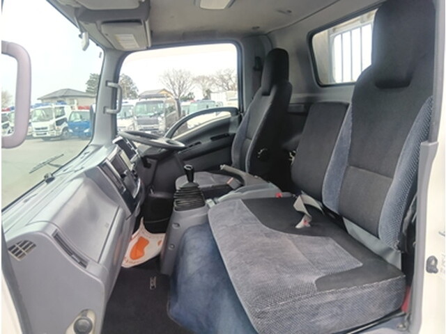 いすゞエルフアルミブロック小型（2t・3t）[写真21]