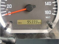 いすゞエルフアルミブロック小型（2t・3t）[写真28]