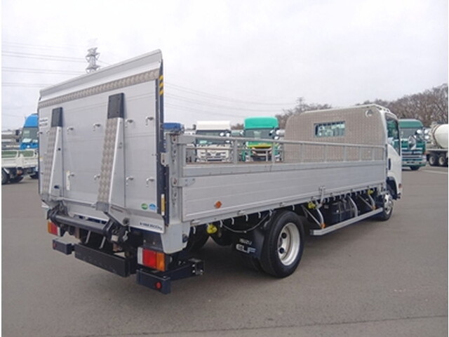 いすゞエルフアルミブロック小型（2t・3t）[写真04]