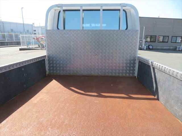 いすゞエルフダブルキャブ（Wキャブ）小型（2t・3t）[写真21]