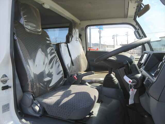 いすゞエルフダブルキャブ（Wキャブ）小型（2t・3t）[写真34]