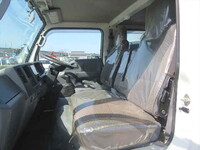 いすゞエルフダブルキャブ（Wキャブ）小型（2t・3t）[写真37]