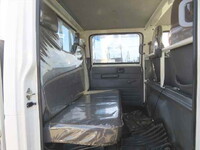 いすゞエルフダブルキャブ（Wキャブ）小型（2t・3t）[写真40]