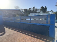 日野デュトロ平ボディ小型（2t・3t）[写真22]