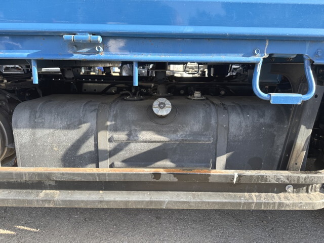 日野デュトロ平ボディ小型（2t・3t）[写真24]