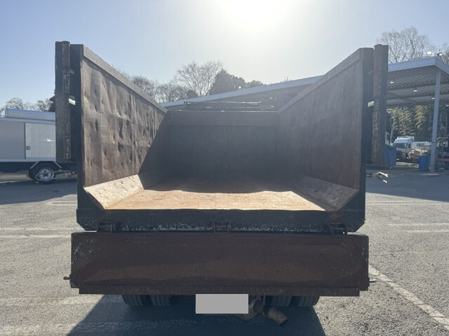 三菱ふそうキャンターコンテナ専用車小型（2t・3t）[写真13]