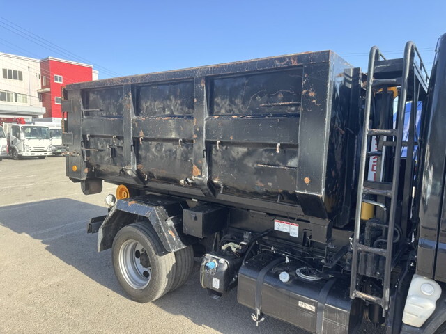 三菱ふそうキャンターコンテナ専用車小型（2t・3t）[写真16]