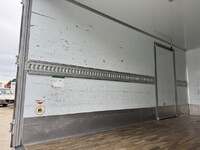 いすゞエルフ保冷バン小型（2t・3t）[写真15]