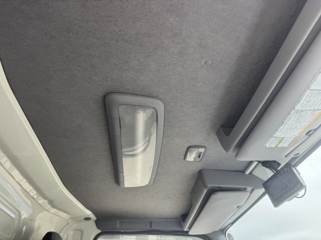 いすゞエルフ保冷バン小型（2t・3t）[写真17]