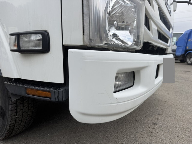 いすゞエルフ保冷バン小型（2t・3t）[写真40]
