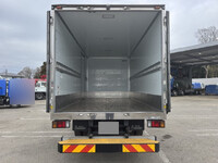 いすゞエルフ保冷バン小型（2t・3t）[写真10]