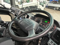 日野レンジャーアルミウイング中型（4t）[写真14]