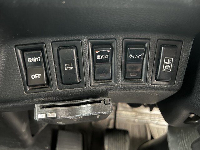 日野レンジャーアルミウイング中型（4t）[写真23]