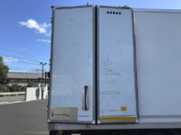 いすゞエルフ保冷バン小型（2t・3t）[写真15]