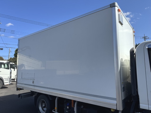 いすゞエルフ保冷バン小型（2t・3t）[写真15]