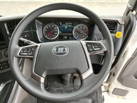 UDトラックスクオンアルミウイング大型（10t）[写真24]