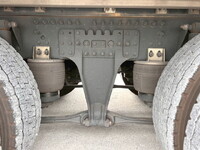 UDトラックスクオンアルミウイング大型（10t）[写真40]