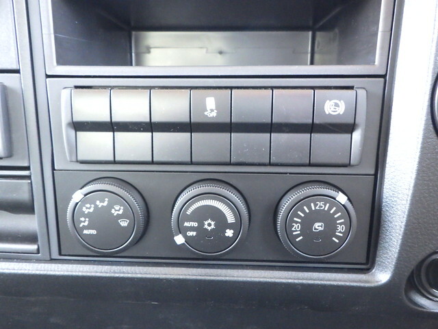 三菱ふそうファイターアルミウイング中型（4t）[写真14]