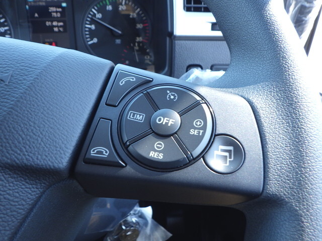 三菱ふそうファイターアルミウイング中型（4t）[写真18]