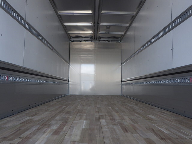 三菱ふそうファイターアルミウイング中型（4t）[写真08]