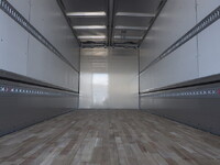 三菱ふそうファイターアルミウイング中型（4t）[写真09]