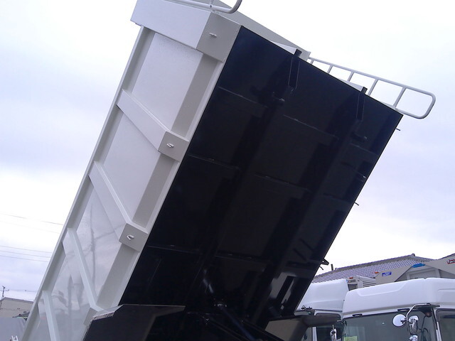 三菱ふそうファイター深ダンプ（土砂禁ダンプ）中型（4t）[写真14]