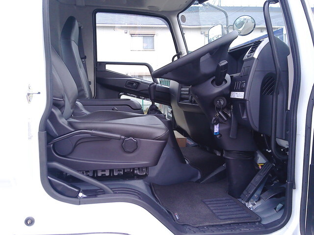 三菱ふそうファイター深ダンプ（土砂禁ダンプ）中型（4t）[写真21]