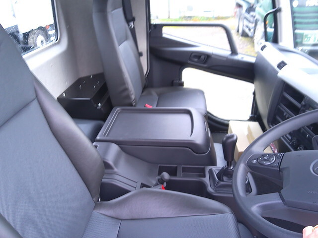 三菱ふそうファイター深ダンプ（土砂禁ダンプ）中型（4t）[写真25]